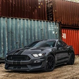 Meet your Posher, Joshua